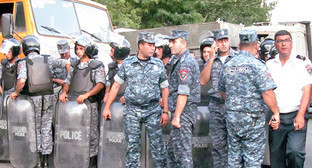 Сторонник «Учредительного парламента» взят под стражу в Армении