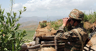 Нагорный Карабах заявил о пулеметных обстрелах своих позиций