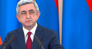 Серж Саргсян принял отставку премьера и правительства