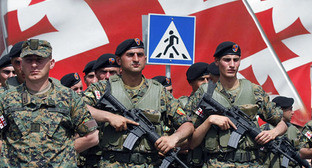 Министр обороны Грузии пообещал возобновление призыва в армию