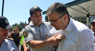ЕС потребовал от властей Азербайджана освободить Ильгара Мамедова