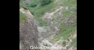 Видео схода селя в Дагестане появилось в сети