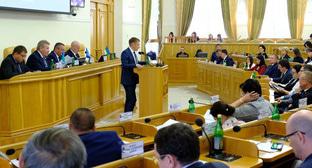 Девять депутатов в Астраханской области досрочно лишены мандатов