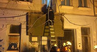 Два человека пострадали при обрушении балкона в Махачкале