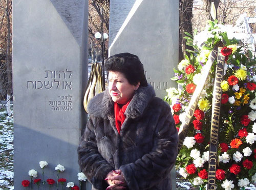 Мероприятие, посвященное Всемирному дню памяти жертв Холокоста. Председатель еврейской общины Армении Римма Варжапетян. Фото "Кавказского Узла"