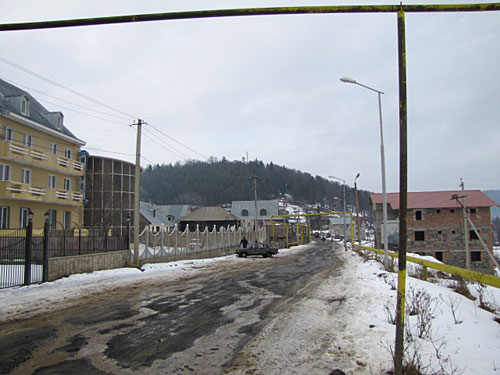 Грузия, Бакуриани, дороги поселка. Фото "Кавказского Узла"