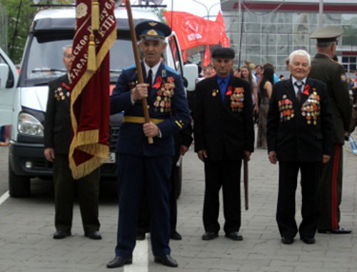 Ветераны на митинге КПРФ. Владикавказ, 1 мая 2012 г. Фото Эммы Марзоевой для "Кавказского узла"