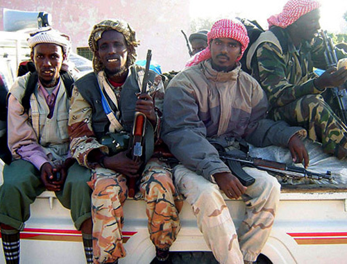 Сомалийские пираты. Фото: www.newspot.ru
