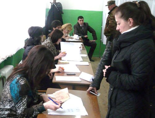Выборы президента Республики Южная Осетия. Цхинвал, 25 марта 2012 г. Фото Марии Котаевой для "Кавказского узла"