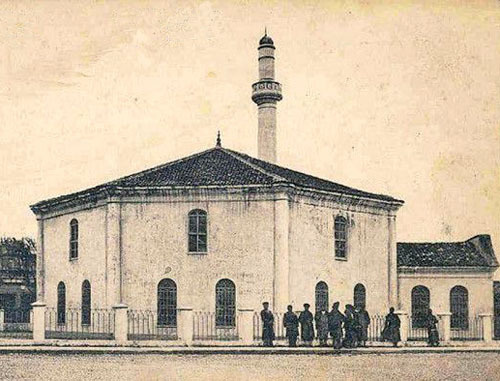 Мечеть имени султана Азиза в Батуми, снесенная в советское время. Фото http://kamavor.livejournal.com/