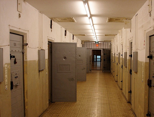 Тюремный коридор. Фото:  CxOxS, http://www.flickr.com/photos/cxoxs