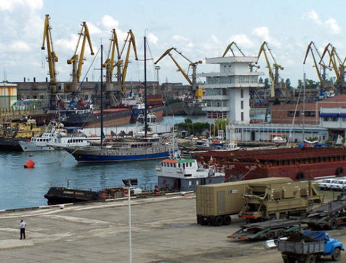Порт Поти, Грузия. Фото: Nc tech3, http://commons.wikimedia.org