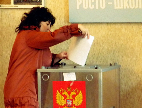 Голосование на досрочных выборах мэра в Новочеркасске 2 декабря 2012 г. Фото Олеси Диановой для "Кавказского узла" 