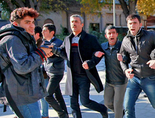 Акция протеста с требованием уважения властями прав человека. Баку, 10 декабря 2012 г. Фото Азиза Каримова для "Кавказского узла"