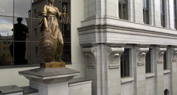 Статую Фемиды на фасаде здания Верховного суда РФ в Москве. Фото: http://publicverdict.ru