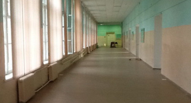 Пустой коридор школы. Фото: http://starburg.ru
