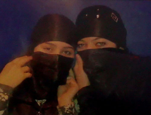 Сестры Патимат и Сабина Абакаровы. Фото http://nac.gov.ru/