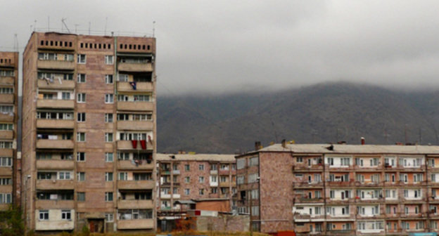 Армения, Лорийская область, Ванадзор. Жилые дома в спальном районе. Фото: Vae Isakhanian, http://plusninety.livejournal.com