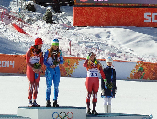 Победительницы в соревнованиях по скоростному спуску на лыжах среди женщин. Сочи, 12 февраля 2014 г. Фото: Val 202, http://www.flickr.com/photos/val202/12475486645