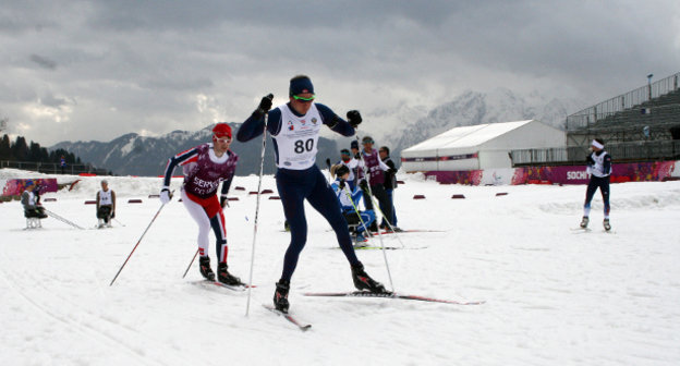 Тренировка паралимпийцев. Сочи, 5 марта 2014 г. Фото: Norges idrettsforbund og olympiske og paralympiske komité, http://www.flickr.com/photos/idrettsforbundet/12947564804, http://creativecommons.org/licenses/by-nc/2.0