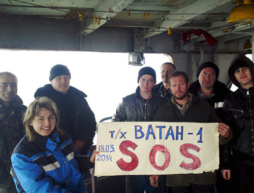 Экипаж сухогруза "Ватан-1" в порту Баку. 18 марта 2014 г. Фото предоставлено членами экипажа