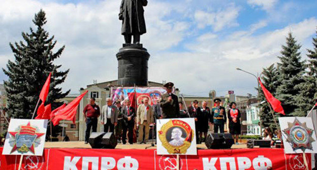 Первомайские акции прошли во Владикавказе. 1 мая 2014 г. Фото Эммы Марзоевой для "Кавказского узла"