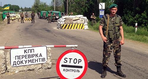 Украинский военный на посту. Фото: http://nardep.org.ua/news/8445