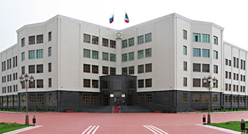 Здание администрации Главы и Правительства Чеченской Республики. Фото: http://adminchr.ru/ 