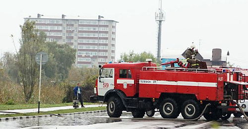 Ликвидация последствий непогоды. Фото:  http://www.23.mchs.gov.ru/operationalpage/emergency/detail.php?ID=32777