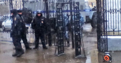 Полиция в День народного единства. Астрахань, 4 ноября 2014 г. Фото Елены Гребенюк для "Кавказского узла"