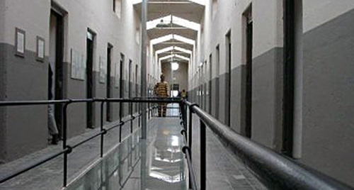 Тюремный коридор. http://www.newsazerbaijan.ru/images/29844/50/298445041.jpg