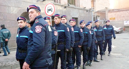 Сотрудники полиции Армении. Фото Армине Мартиросян для "Кавказского узла