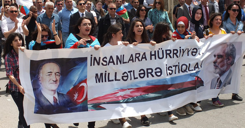 Митинг оппозиции по случаю Дня Республики. Азербайджан, поселок Новханы, 28 мая 2015 г. Фото Парваны Байрамовой для "Кавказского узла"