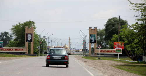 Въезд в город Урус-Мартан. Чечня. Фото Магомеда Магомедова для "Кавказского узла"
