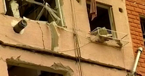 Многоэтажный жилой дом после взрыва. Тбилиси, 13 июля 2015 г. Фото http://www.currenttime.tv/content/article/27127219.html