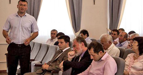 Заседание парламента Южной Осетии. 17 июля 2015 г. Фото http://www.parliamentrso.org/