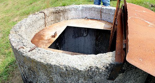 Резервуар, в который собирается вода для обеззараживания, на окраине Алагира. Алагир, Северная Осетия. Фото Эммы Марзоевой для "Кавказского узла"