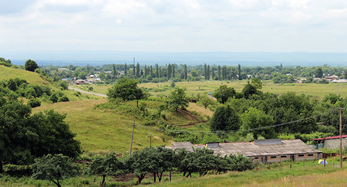Окраина Алагира, место, где находится резервуар с водой. Северная Осетия. Фото Эммы Марзоевой для "Кавказского узла"