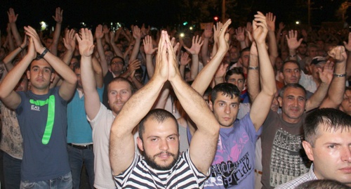 Участники митинга в Ереване 22 июля 2016 года. Фото Тиграна Петросяна для "Кавказского узла"