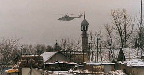 Военный вертолет. Кизляр. Фото http://spec-naz.org/ 