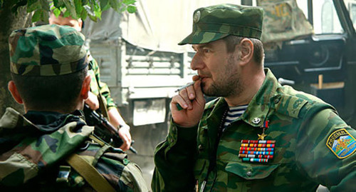 Сулим Ямадаев в Южной Осетии. Фото Palestinec  http://www.warheroes.ru/content/images/photodocs/5980/original/3f9db0c227d9d10271b9571b621aa4a3.jpg