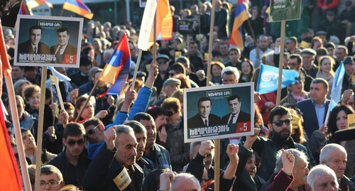 Митинг предвыборного блока АНК-НПА в Ереване. 29 марта 2017 г. Фото Тиграна Петросяна для "Кавказского узла"
