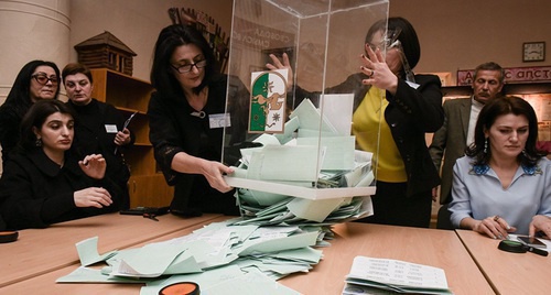 Подсчет голосов на выборах в Абхазии. Фото: Sputnik, Томас Тхайцук.