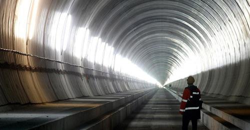 Строительство туннелей на трассе Кисловодск -
 Сочи. Фото пользователя Дмитрий Шевелев
https://www.youtube.com/watch?v=PdneHYp7cHU