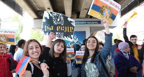 Протестующие в Ереване 26.04.2018. Фото тиграна Петросяна для "Кавказского узла" 