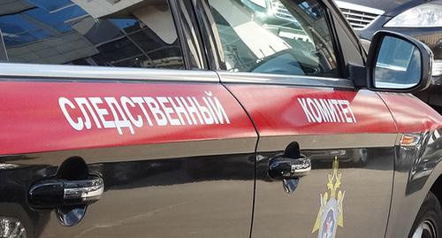 Надпись на борту автомобиля "следственный комитет". Фото Нины Тумановой для "Кавказского узла"