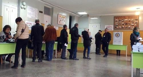 Избиратели на участке в Армении 9 декабря 2018 года. Фото Григорий Шведов для "Кавказского узла". 