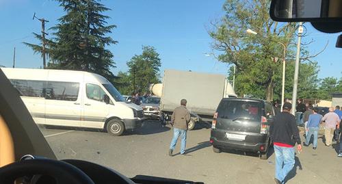 Забастовка водителей маршруток в Сухуме. Фото Дмитрия Статейнова для "Кавказского узла"