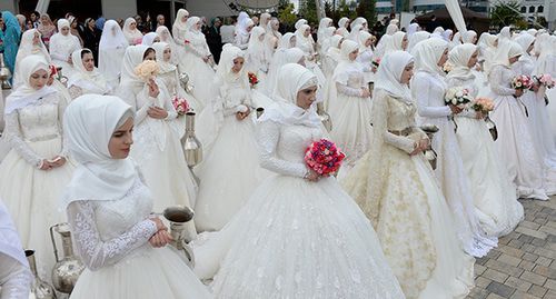 Невесты. Грозный. Фото: REUTERS/Said Tsarnayev