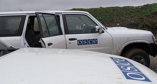 Автомобили миссии ОБСЕ. Нагорный Карабах. Фото Алвард Григорян для "Кавказского узла"